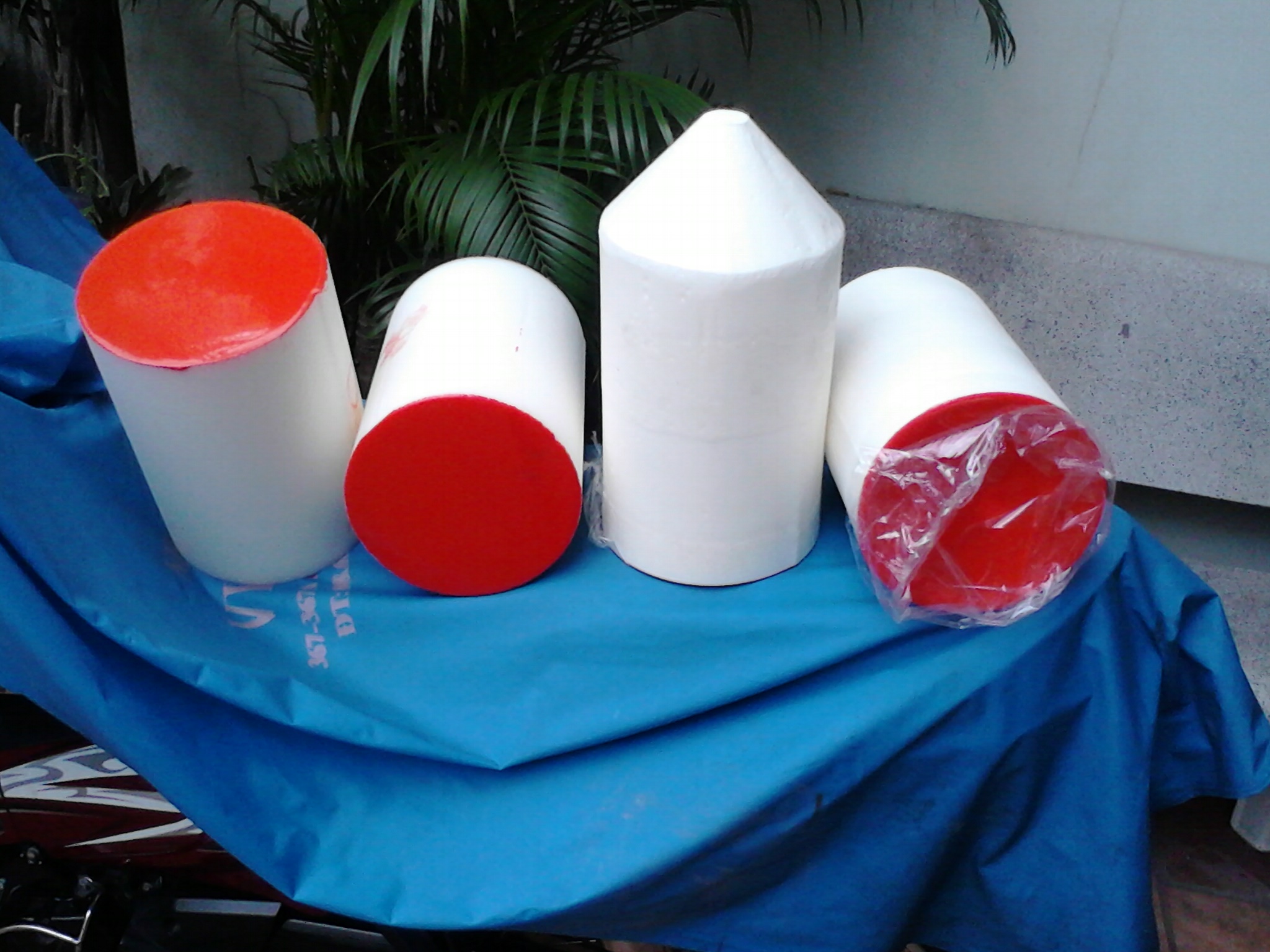 Cục Pig màu trắng
